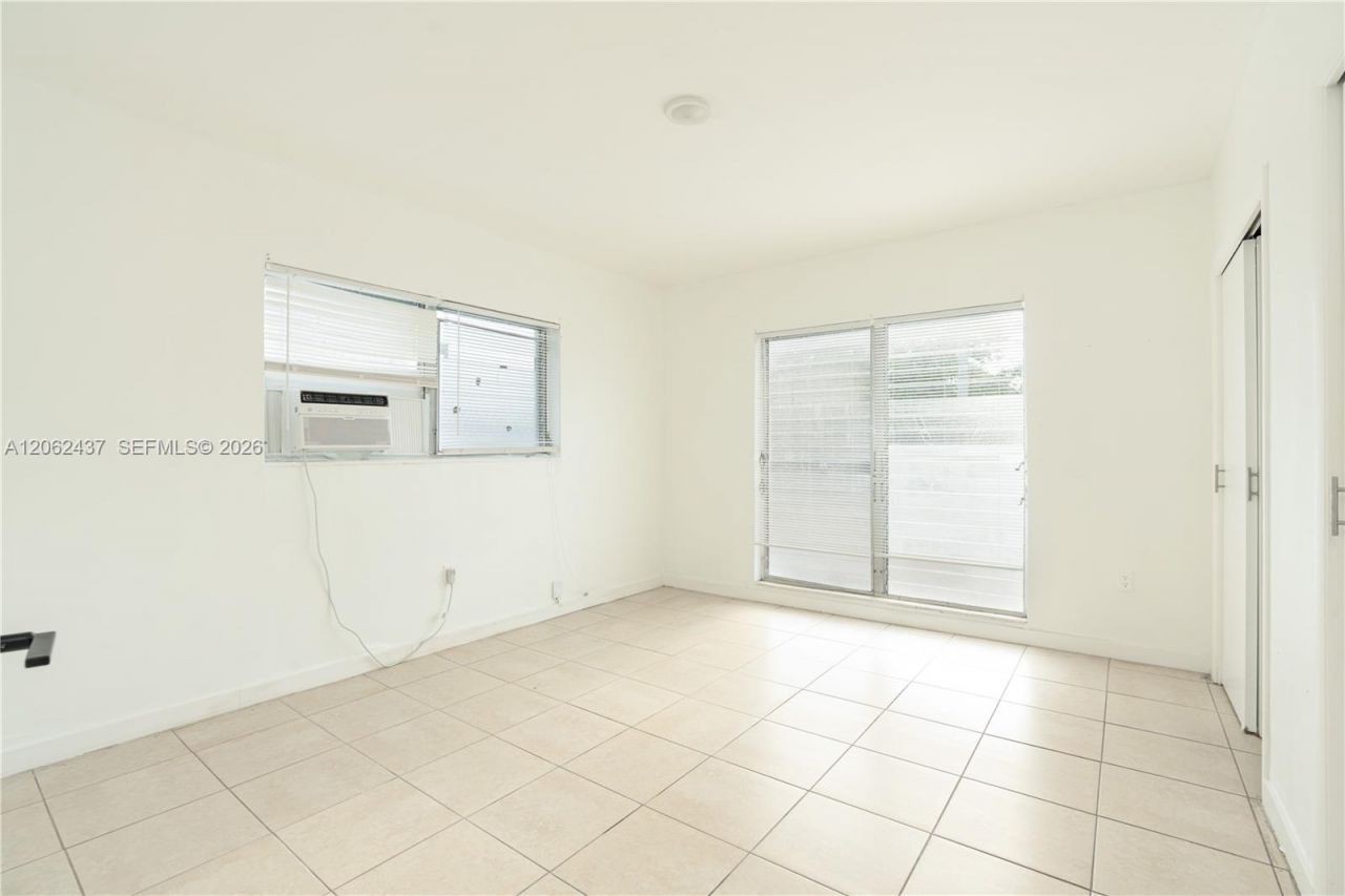 7311 Gary Ave , Unit 29, Miami Beach, FL 33141 Photo