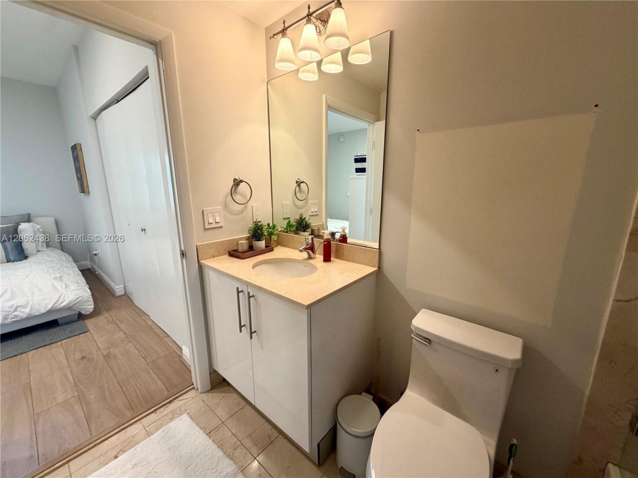 3330 NE 190th St , Unit 2711, Aventura, FL 33180 Photo