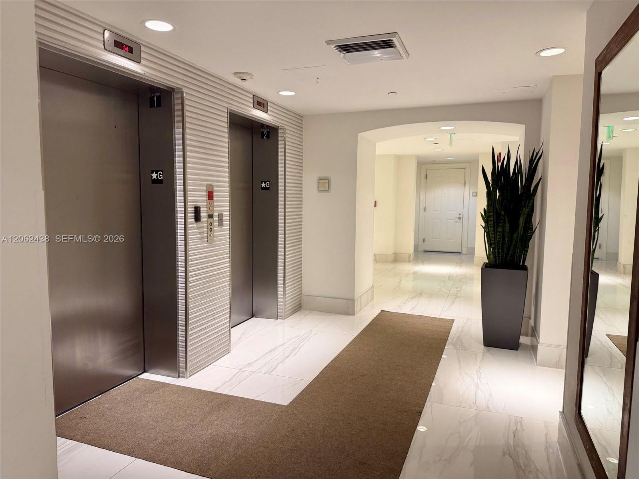 3330 NE 190th St , Unit 2711, Aventura, FL 33180 Photo