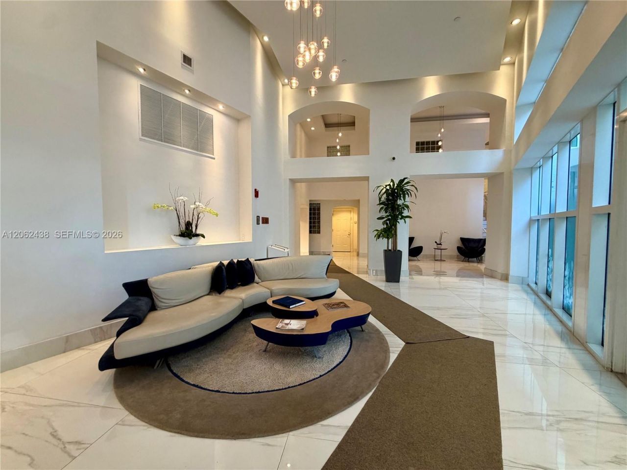 3330 NE 190th St , Unit 2711, Aventura, FL 33180 Photo