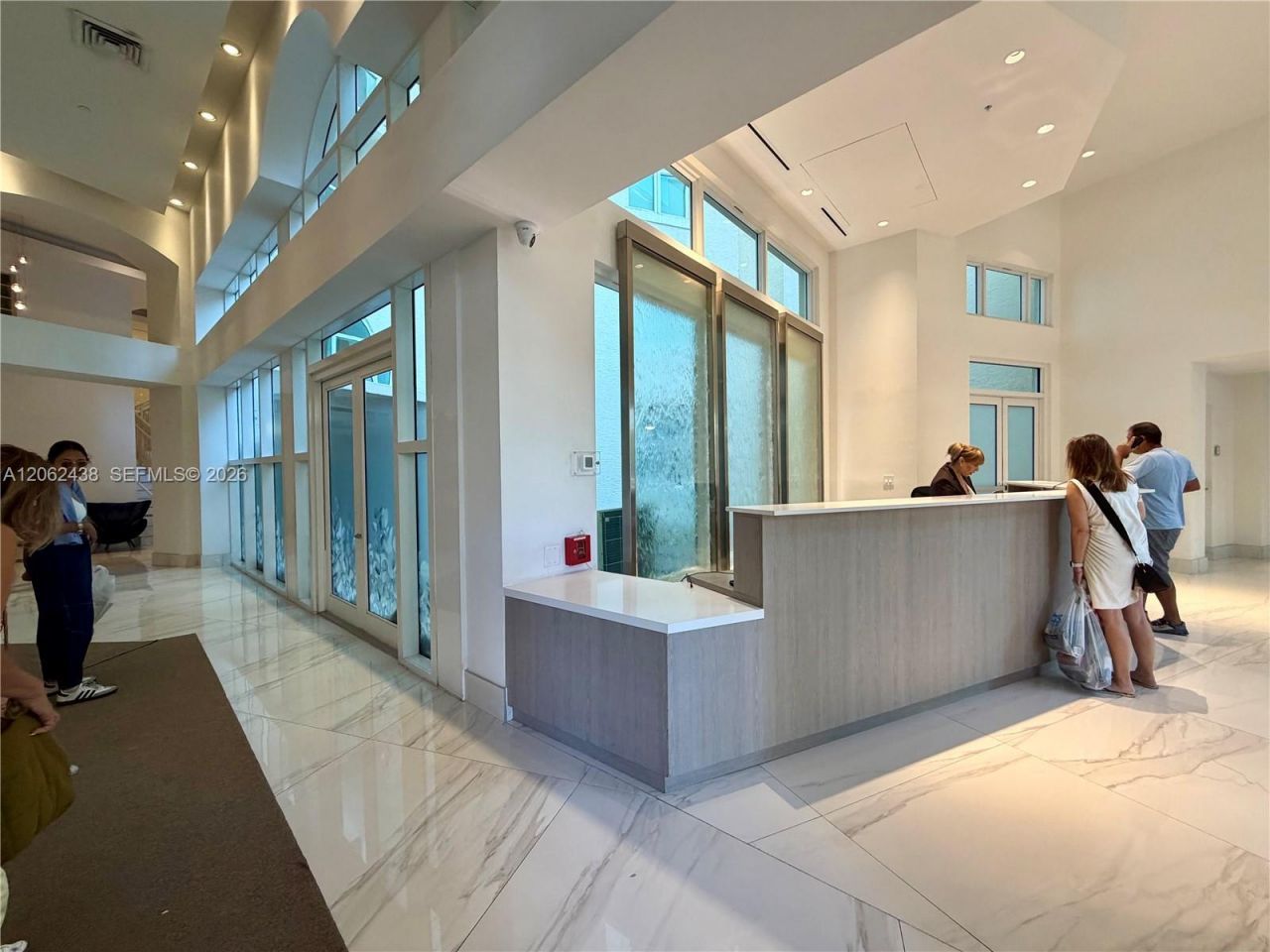 3330 NE 190th St , Unit 2711, Aventura, FL 33180 Photo