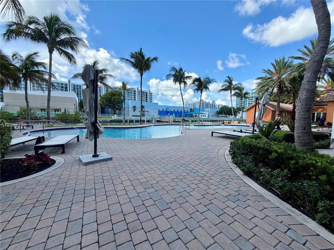3330 NE 190th St , Unit 2711, Aventura, FL 33180 Photo