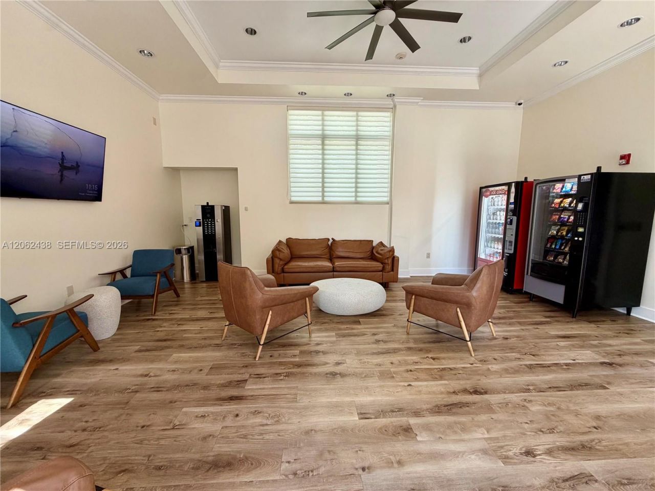 3330 NE 190th St , Unit 2711, Aventura, FL 33180 Photo