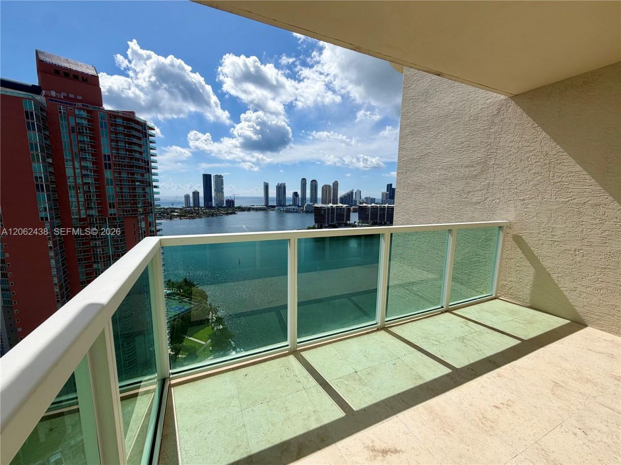 3330 NE 190th St , Unit 2711, Aventura, FL 33180 Photo