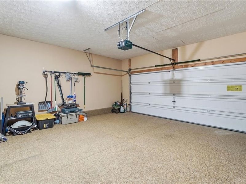 4651 Hialeah Park, Dayton, OH 45424 Photo 47