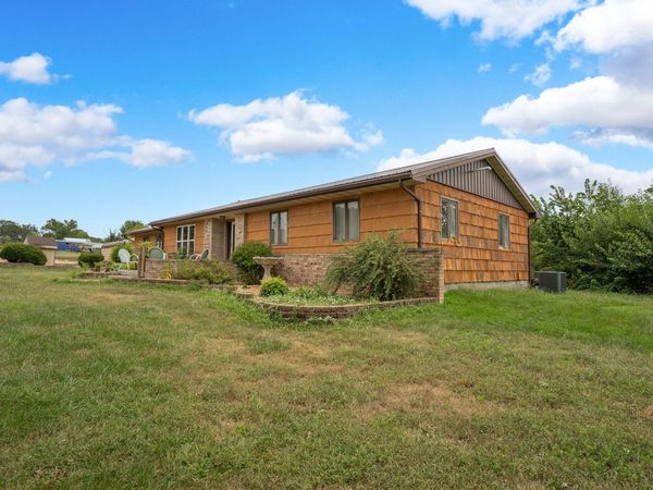 4944 Harlin Street , Norwood, MO 65717