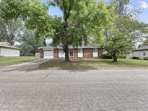 126 N Fairwood Avenue, Republic, MO 65738