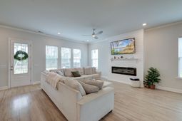 149 Greenbelt Court photo 4