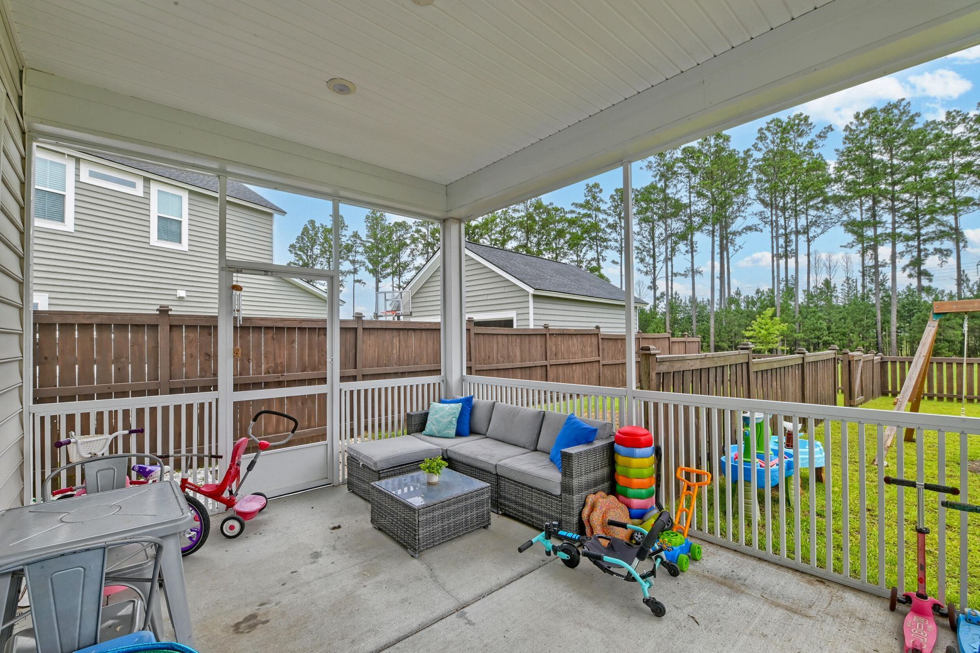 149 Greenbelt Court Photo 45