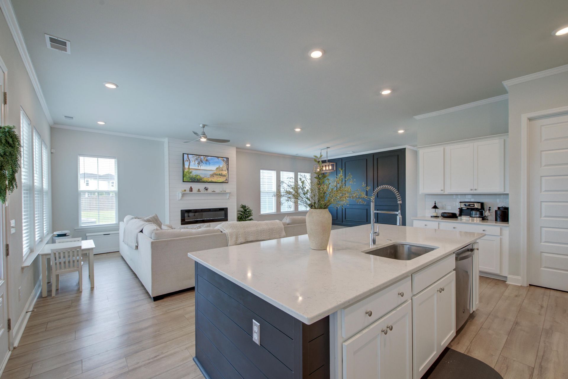 149 Greenbelt Court Photo 7