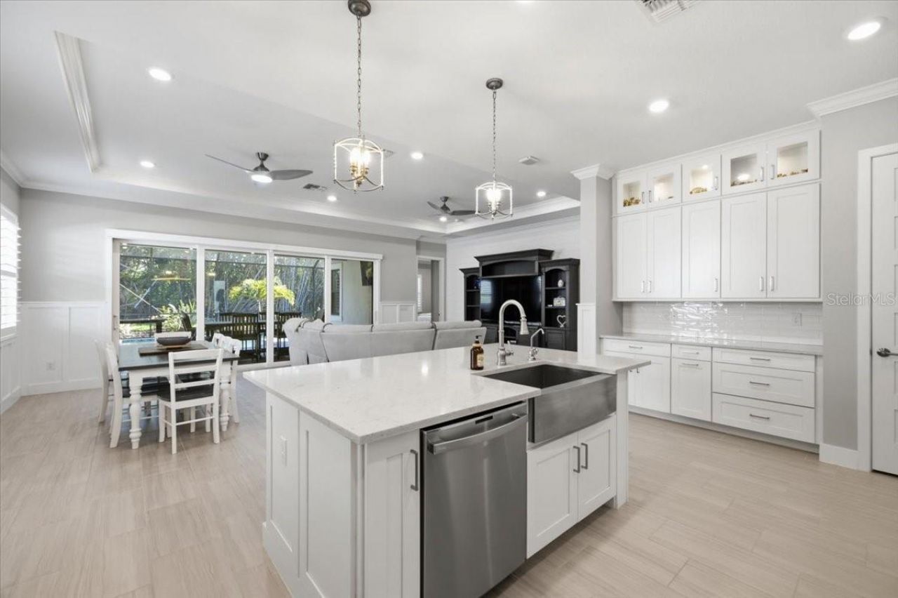 2110 E 6th Street W, Palmetto, FL 34221 Photo