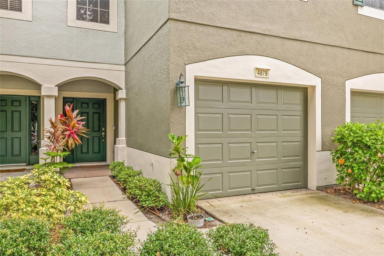 4879 Pond Ridge Drive , Riverview, FL 33578 Photo
