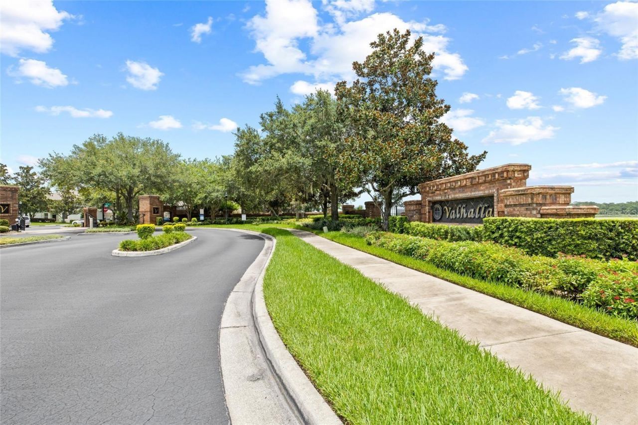 4879 Pond Ridge Drive , Riverview, FL 33578 Photo