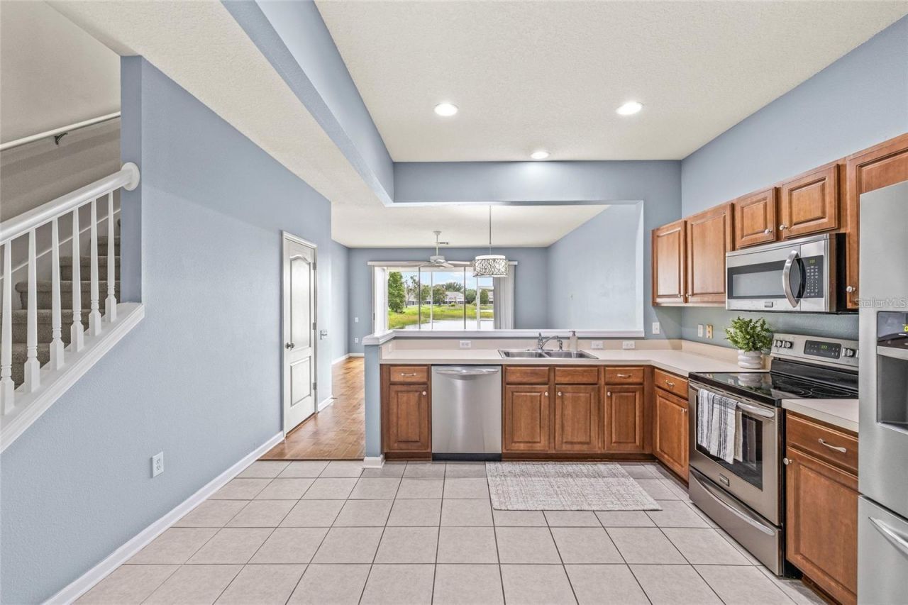 4879 Pond Ridge Drive , Riverview, FL 33578 Photo