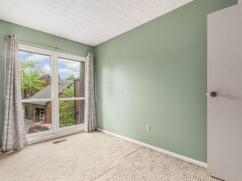 4852 Crazy Horse Lane, Unit 2, Westerville, OH 43081 Photo 19