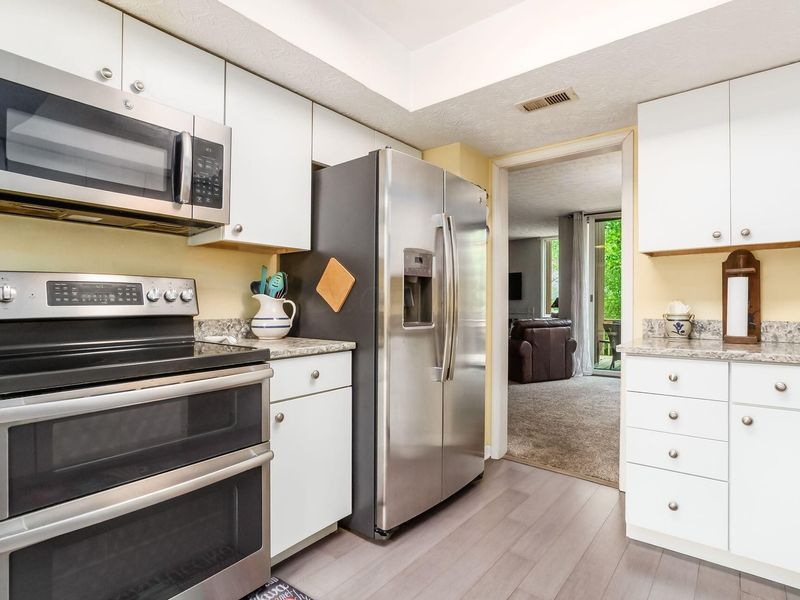 4852 Crazy Horse Lane, Unit 2, Westerville, OH 43081 Photo 5