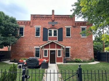 909 Gustavus Lane , Unit B, Columbus, OH 43205