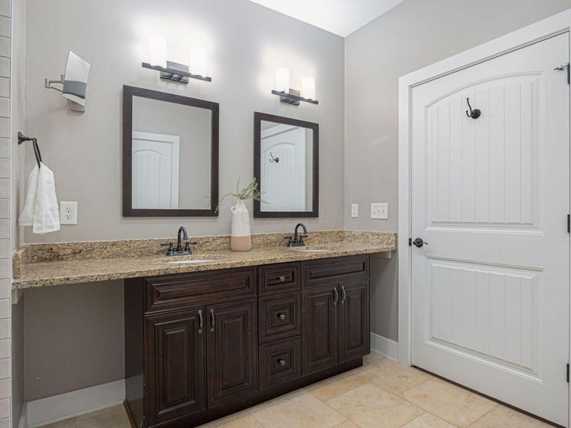 909 Gustavus Lane , Unit B, Columbus, OH 43205 Photo 19
