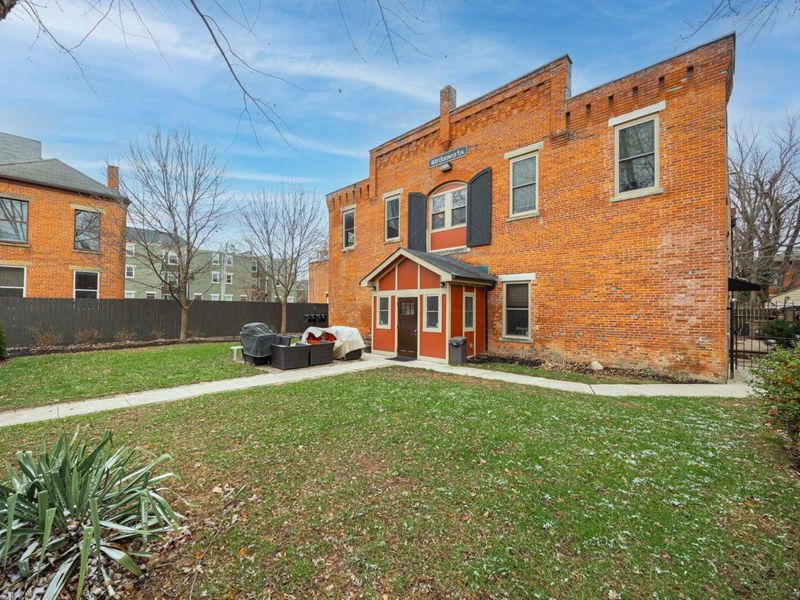 909 Gustavus Lane , Unit B, Columbus, OH 43205 Photo 56
