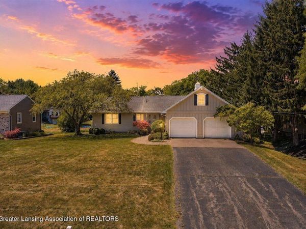 1212 E Geneva Drive, DeWitt, MI 48820