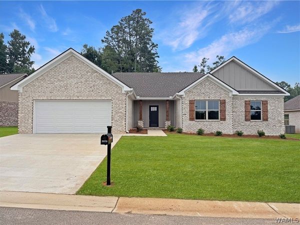 5070 Summerfield Drive E, Tuscaloosa, AL 35404