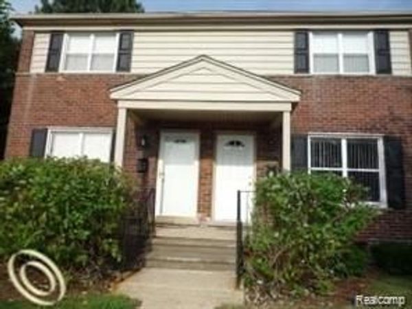 3232 Coolidge Highway, Royal Oak, Mi 48073