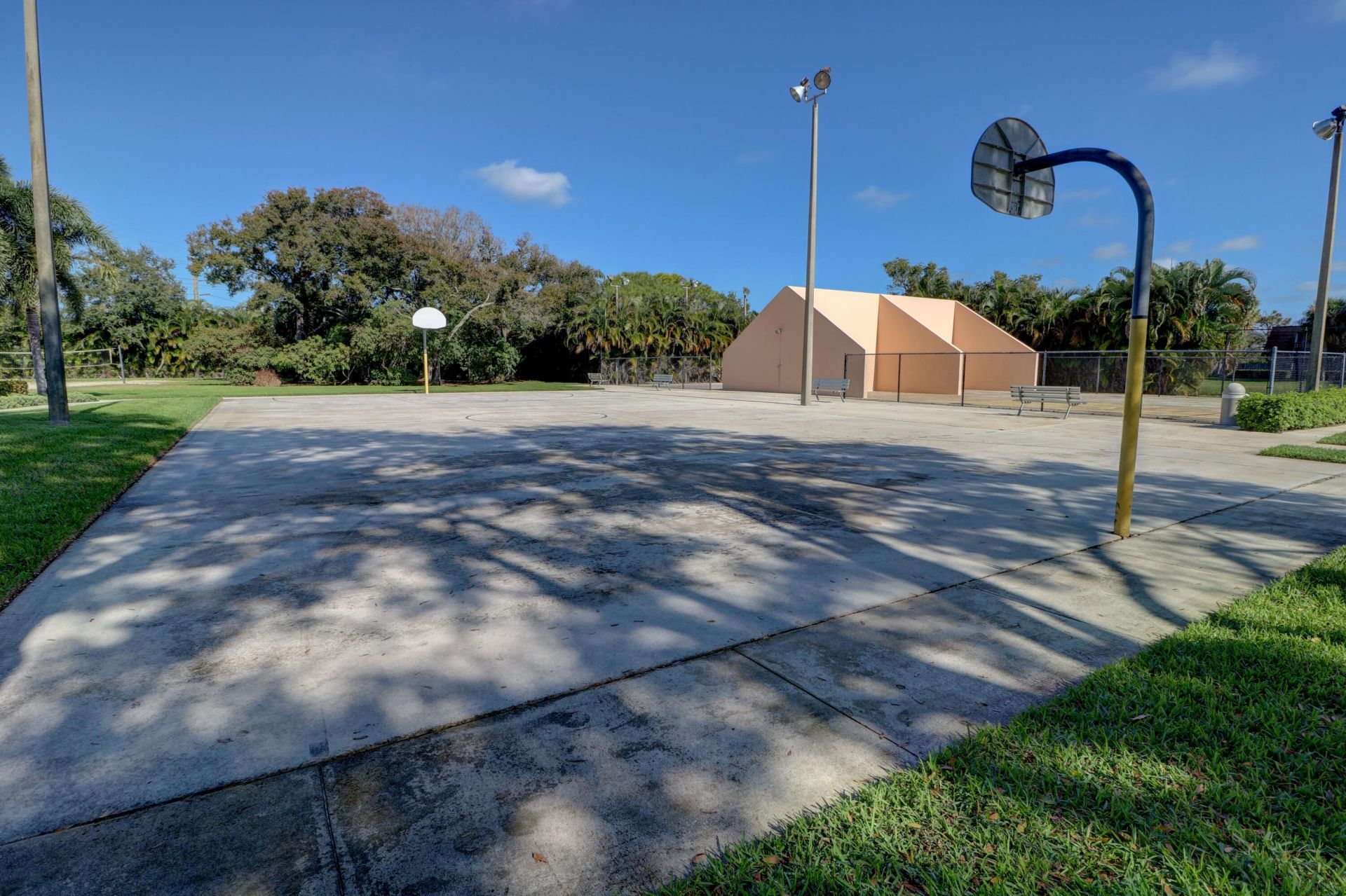 1402 14th Way, West Palm Beach, FL 33407 Photo
