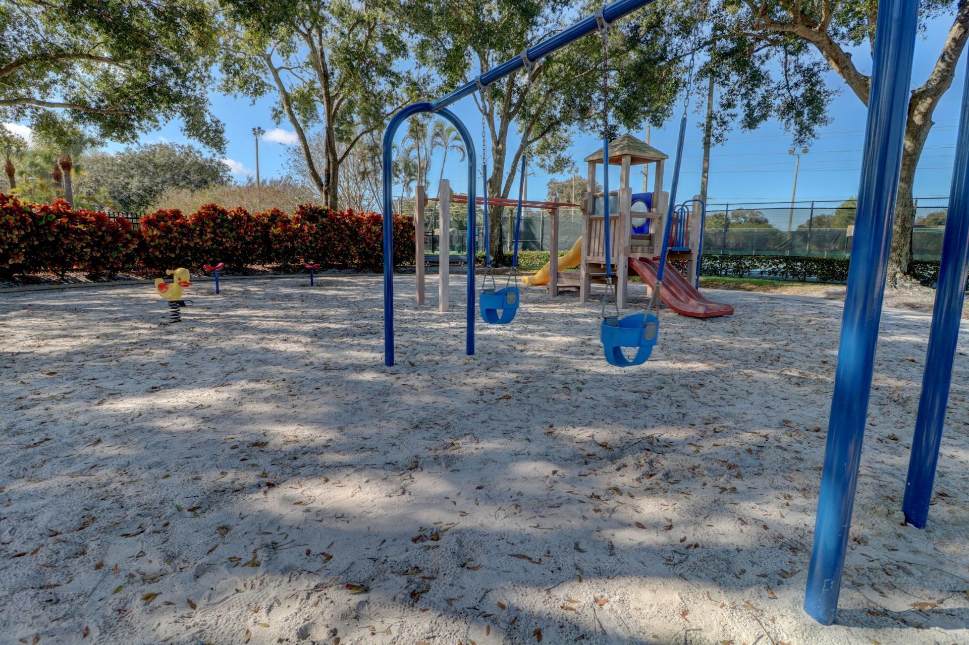 1402 14th Way, West Palm Beach, FL 33407 Photo