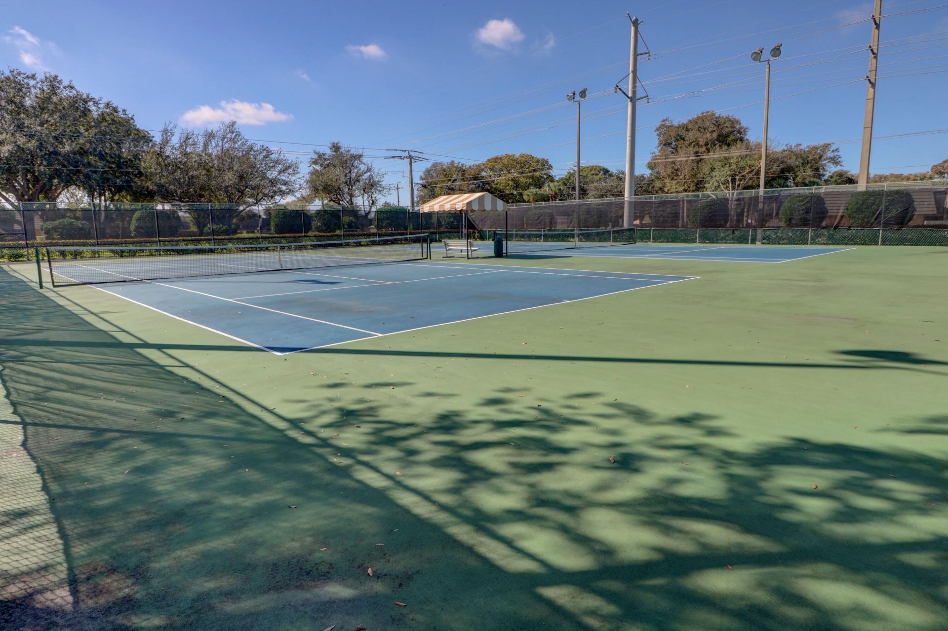 1402 14th Way, West Palm Beach, FL 33407 Photo