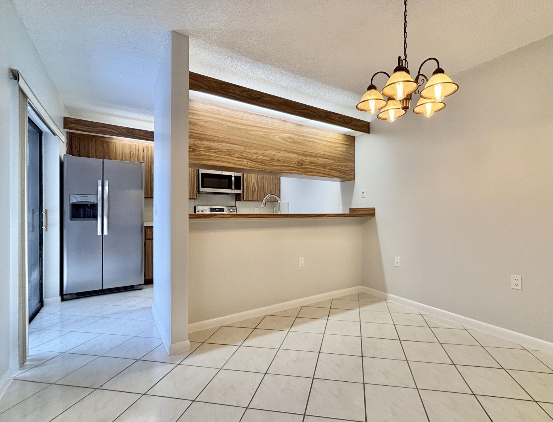 1402 14th Way, West Palm Beach, FL 33407 Photo