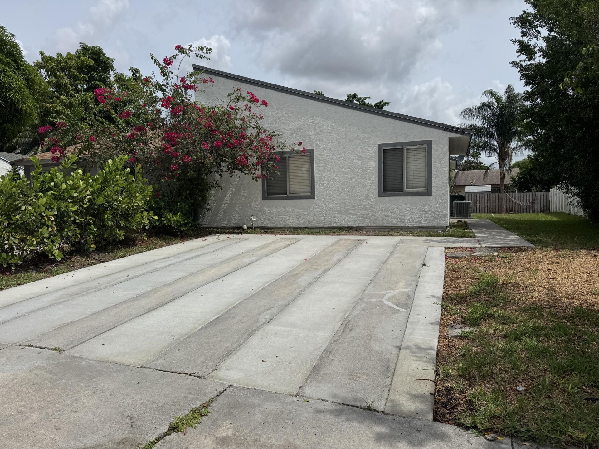 5335 NW 5th Street, Delray Beach, FL 33445 Photo