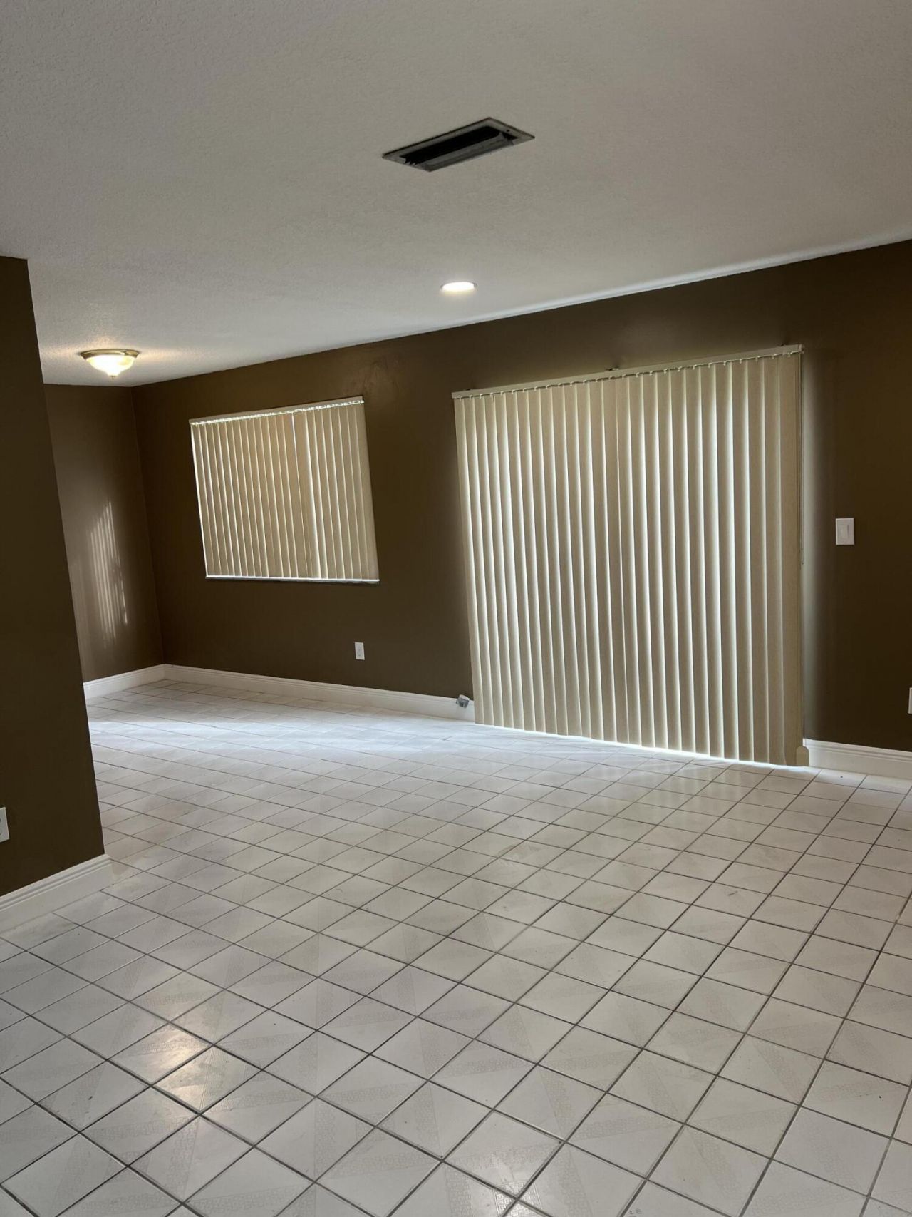 5335 NW 5th Street, Delray Beach, FL 33445 Photo