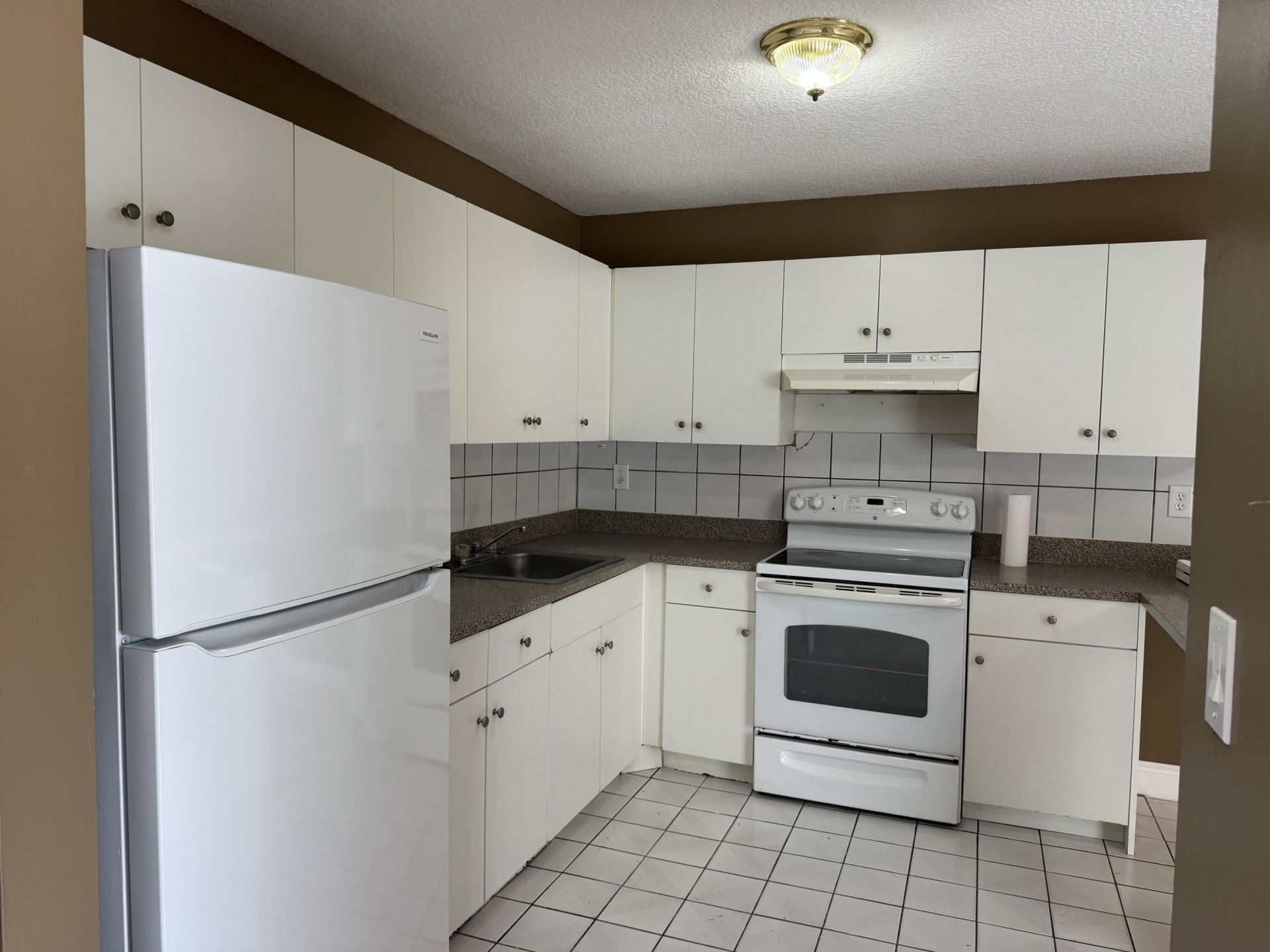 5335 NW 5th Street, Delray Beach, FL 33445 Photo