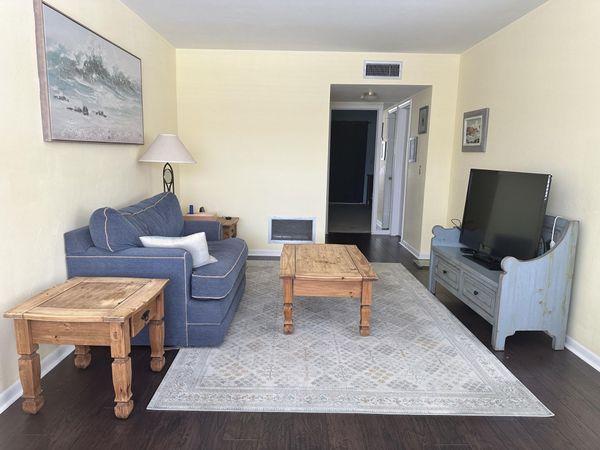 3080 LAKE OSBORNE Drive, Unit 206, Lake Worth Beach, FL 33461