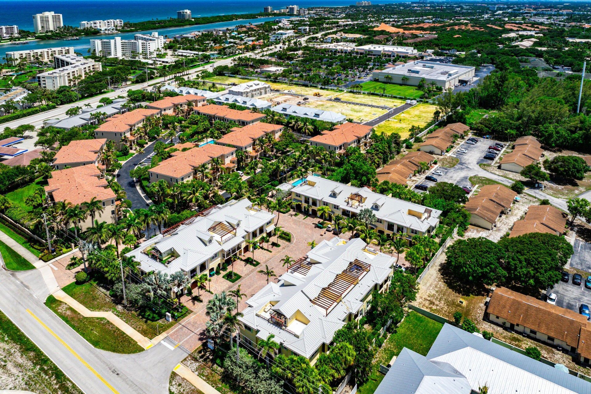 3770 County Line Road, Unit B5, Tequesta, FL 33469 Photo