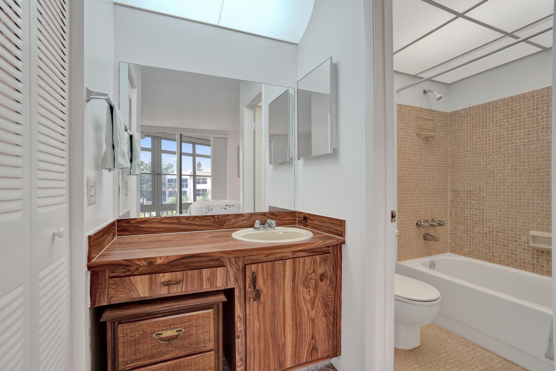 6850 Royal Palm Boulevard, Unit 202G, Margate, FL 33063 Photo