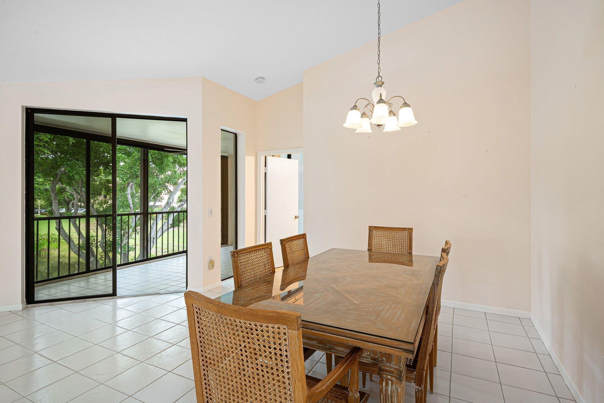 5115 Europa Drive, Unit L, Boynton Beach, FL 33437 Photo