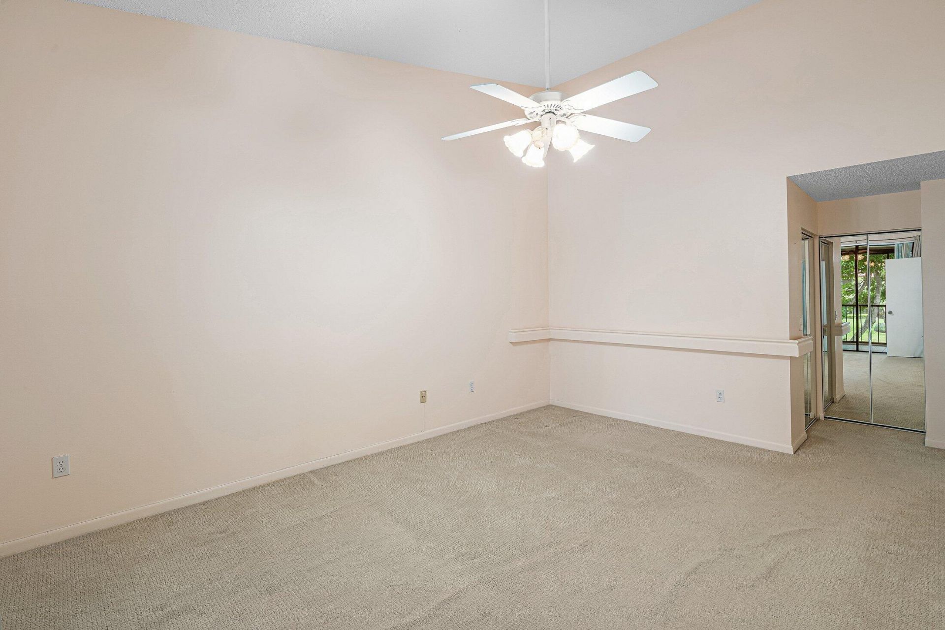 5115 Europa Drive, Unit L, Boynton Beach, FL 33437 Photo