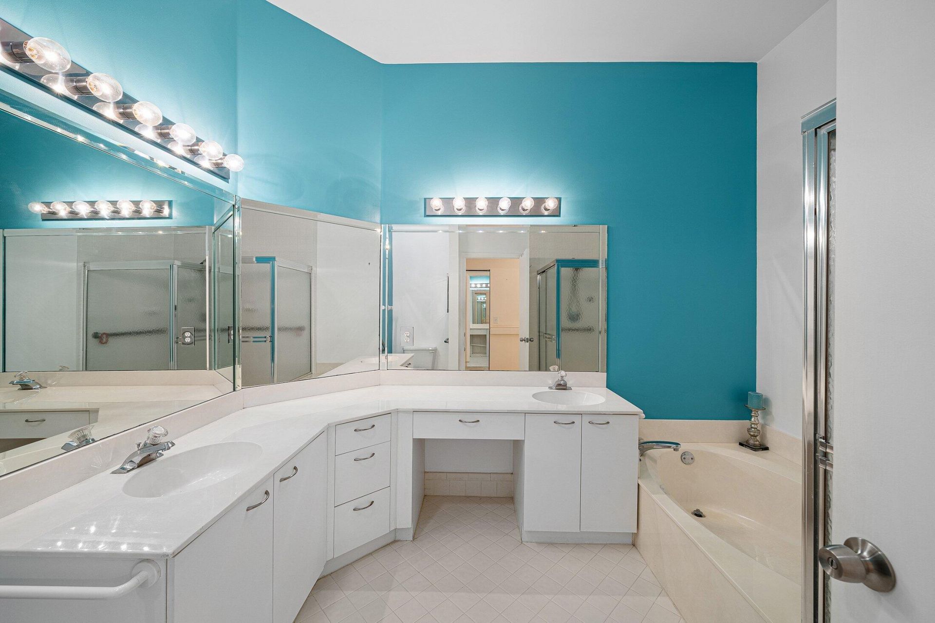 5115 Europa Drive, Unit L, Boynton Beach, FL 33437 Photo