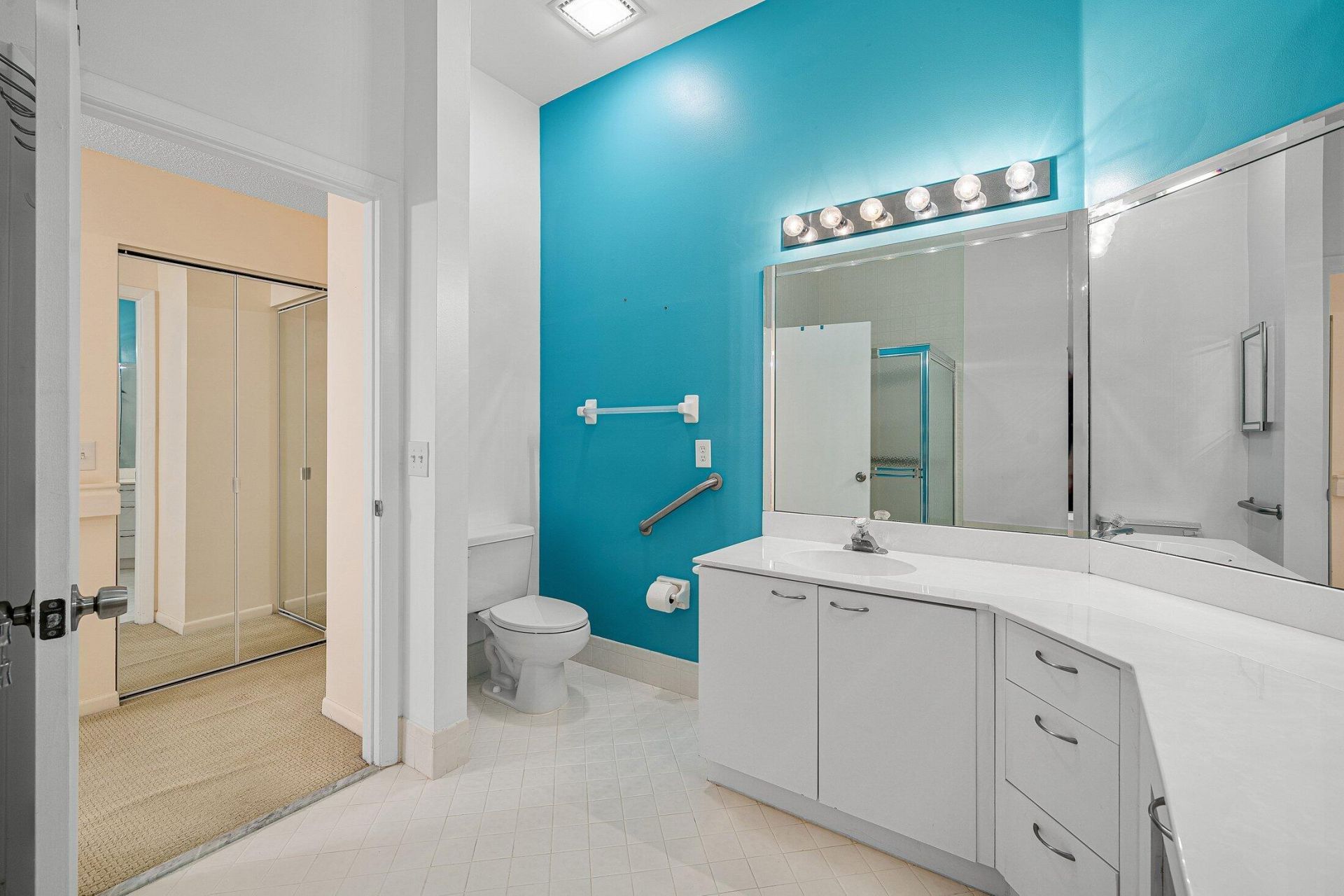 5115 Europa Drive, Unit L, Boynton Beach, FL 33437 Photo