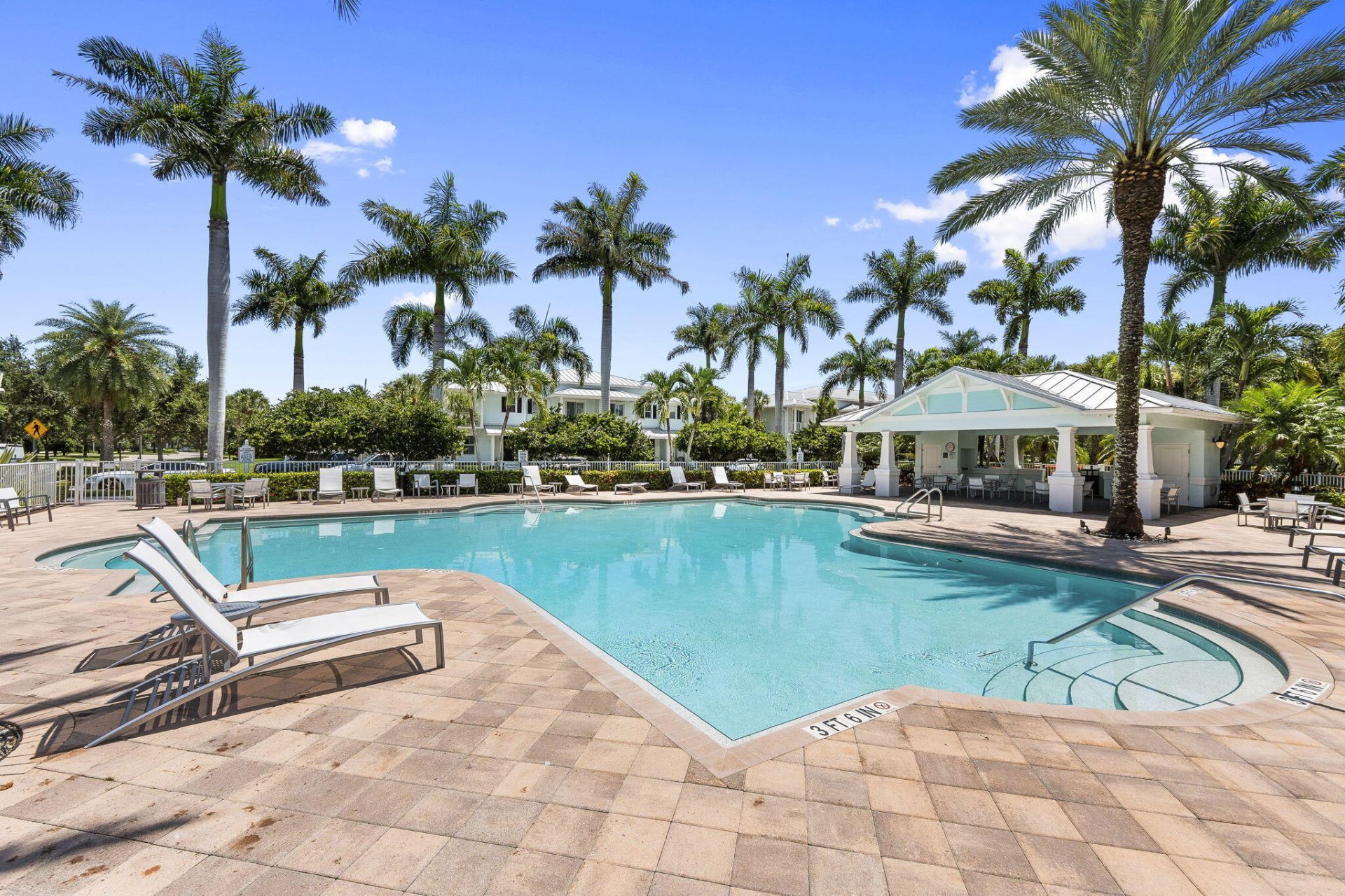 1215 N Community Drive, Jupiter, FL 33458 Photo
