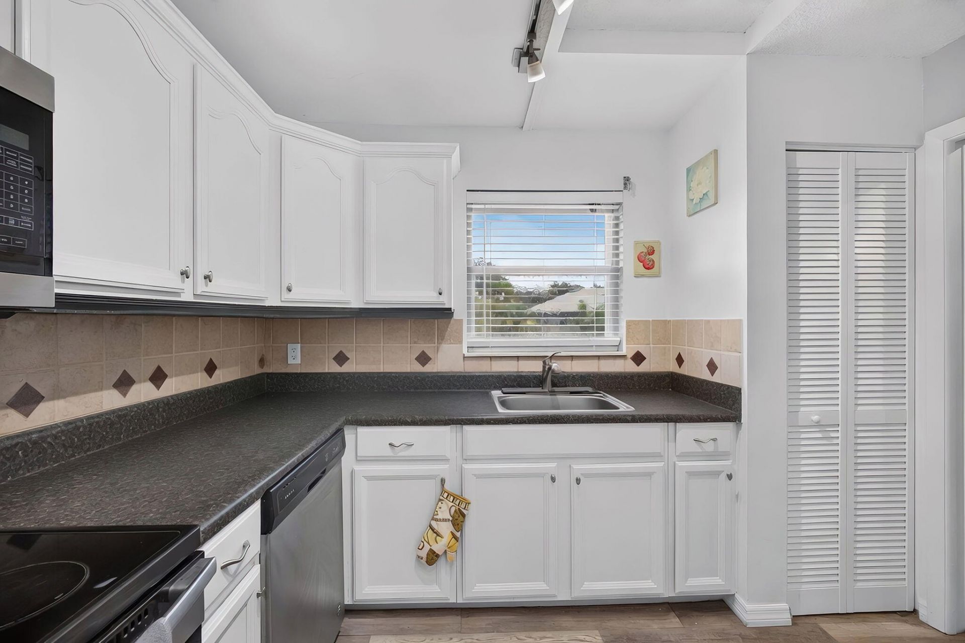 8196 SE Croft Court, Unit I-6, Hobe Sound, FL 33455 Photo
