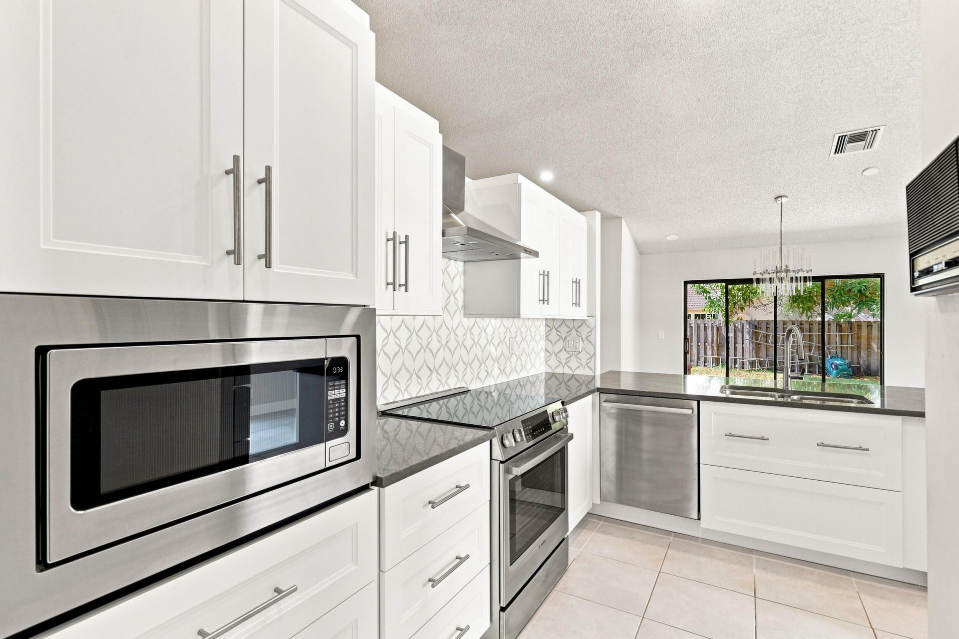 9960 Majestic Way, Boynton Beach, FL 33437 Photo