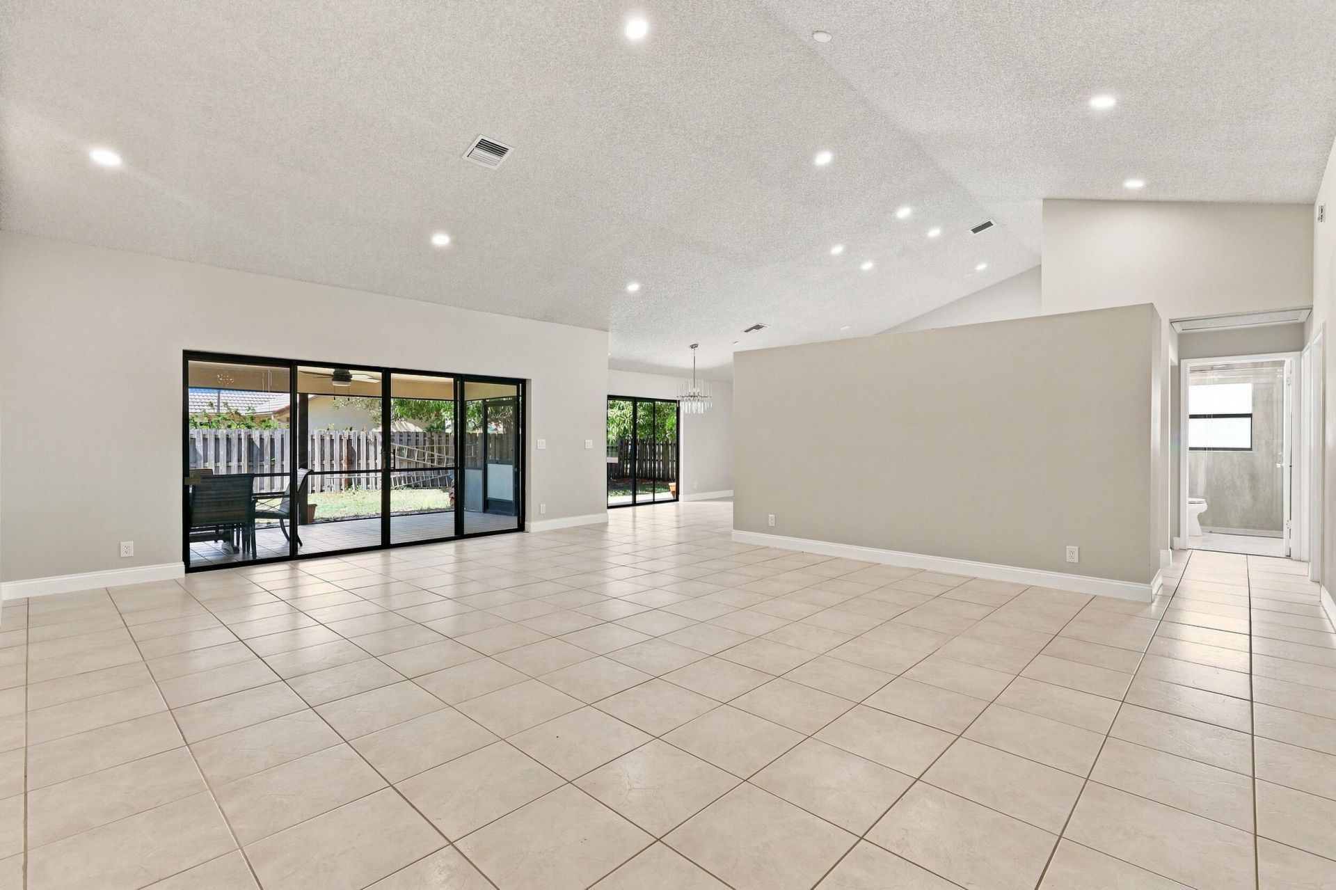 9960 Majestic Way, Boynton Beach, FL 33437 Photo