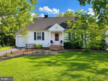32 N REID STREET, HAMILTON, VA 20158