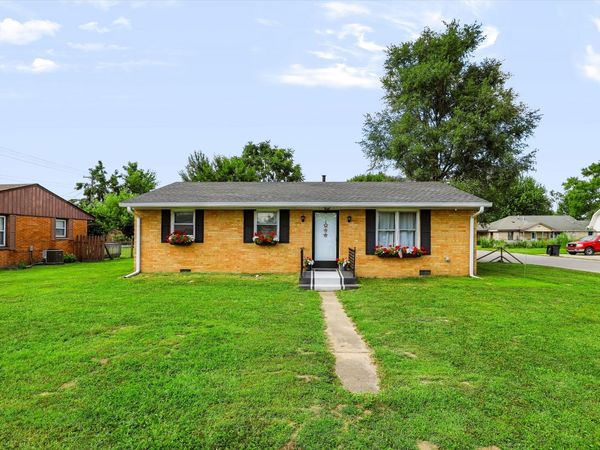 890 E Gray Street , Martinsville, IN 46151