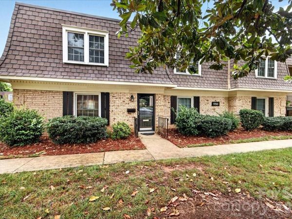 1700 Roxborough Road , Unit A, Charlotte, NC 28211