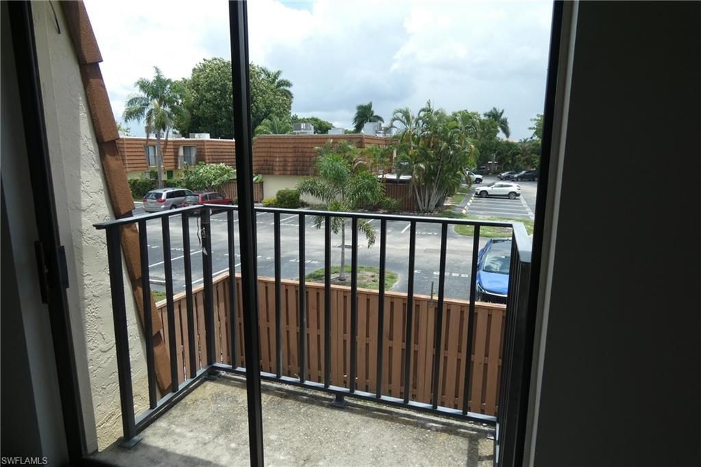 5235 Cedarbend Dr, Unit 4, Fort Myers, FL 33919 Photo