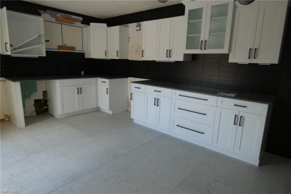 5235 Cedarbend Dr, Unit 4, Fort Myers, FL 33919 Photo