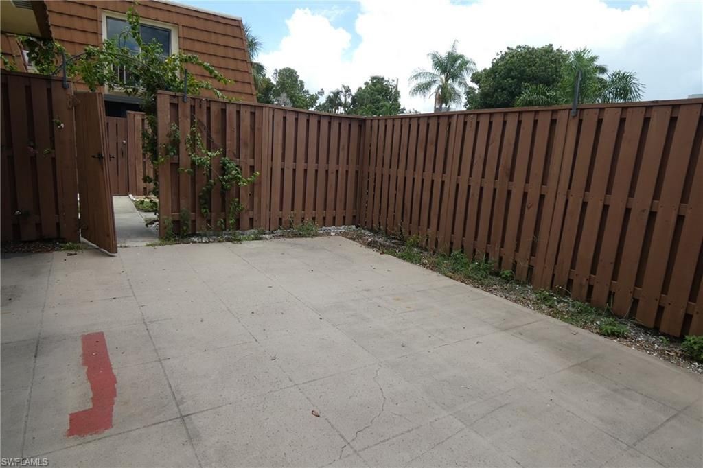 5235 Cedarbend Dr, Unit 4, Fort Myers, FL 33919 Photo